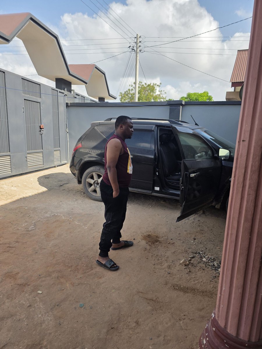 IbrahimMassenge's tweet photo. Kwenye takataka za Tajiri kipo kinachomfaa Masikini!

Gusa maisha ya wenye uhitaji kwa hichohicho kidogo ulichobarikiwa. https://t.co/GFI5R5aqsq