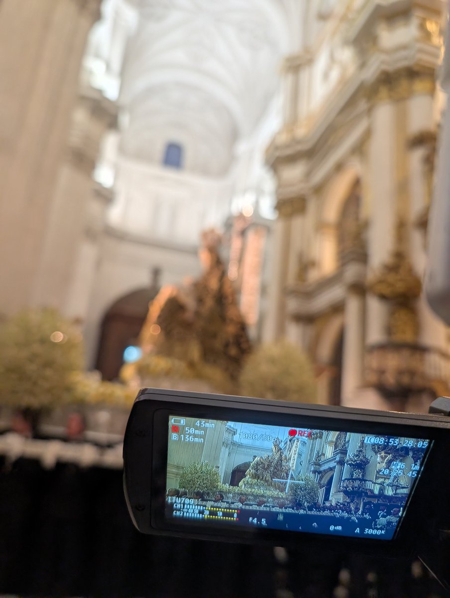 El milagro de la Virgen de las Angustias. La primera victoria de la temporada