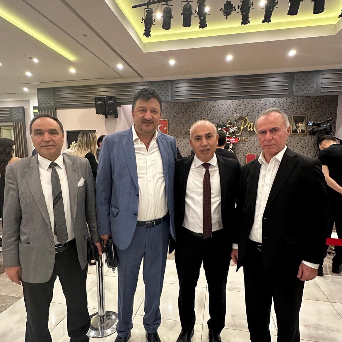 Sultanbeyli Esnaf odası Başkanı Sayın Türkay Demir ‘ in Evladı Mustafa&amp; Melike nin , Mutlu günlerine şahitlik ettik , Gençlere ömür boyu iki cihan saadeti diliyorum.