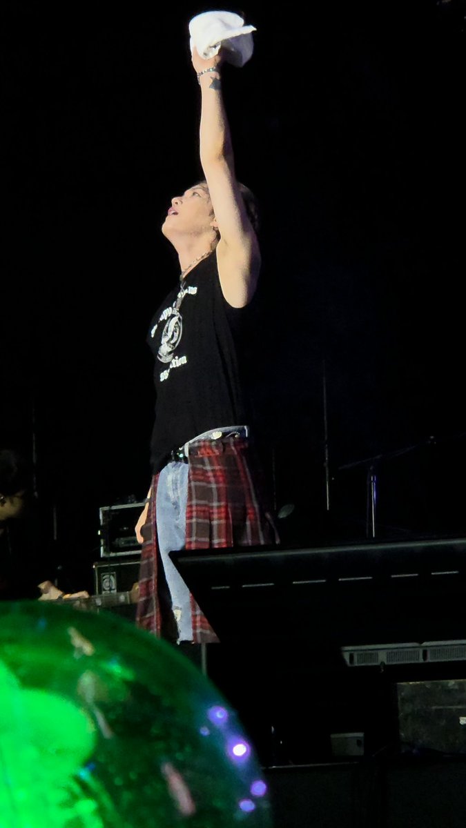 핸드폰 바꿀 때 울트라 살걸.. 울트라 살걸.. 울트라 살걸.... 울트라 살걸......... 울트라.........