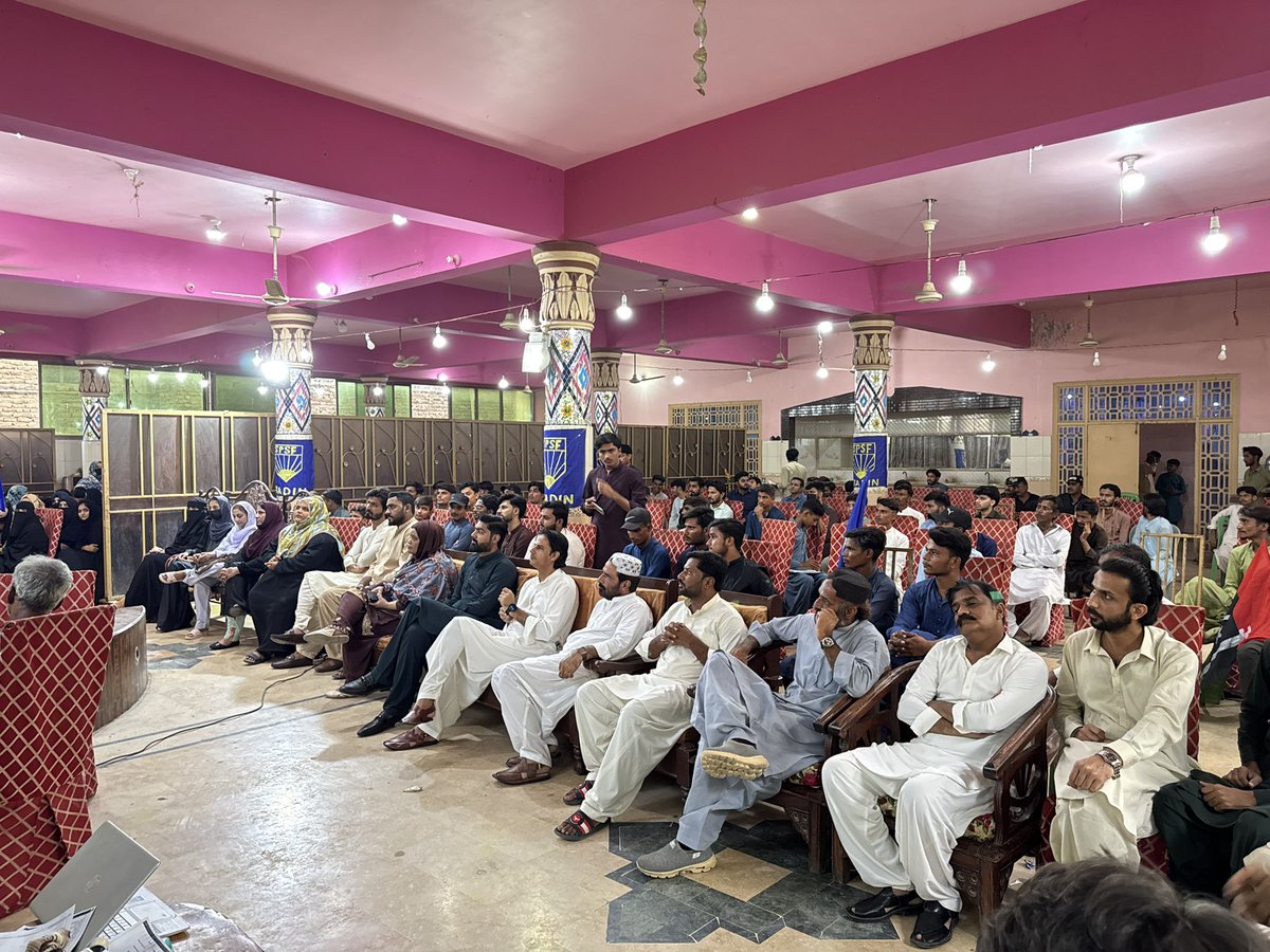 rehman_halepot0's tweet photo. ماتلی: پاکِستان پیپلز پارٹی ایم پی اے ادی تنزیلہ قمبرانی، پیپلز پارٹی نوجوان رہنما عبدالرحمٰن ہالیپوٹو، عدنان احمد قائمخانی،نے اذان میمن کی طرف سے آئس کے خِلاف آگاہی پروگرام میں شرکت کی۔۔۔۔
#PPPP #Matli #Badin #PS68 @tanzilabari24 https://t.co/YwiQ5OJf0k