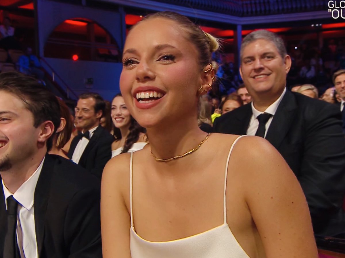 LINDA DEMAIS
#GlobosDeOuro