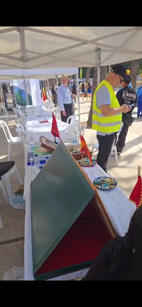 El Consulado General participó hoy, 28 de septiembre de 2025, en el festival “Castellón, Ciudad Acogedora”, con una mesa consular para informar sobre los servicios prestados y con la animación cultural de un grupo folclórico de Dakka Marrakchiya.