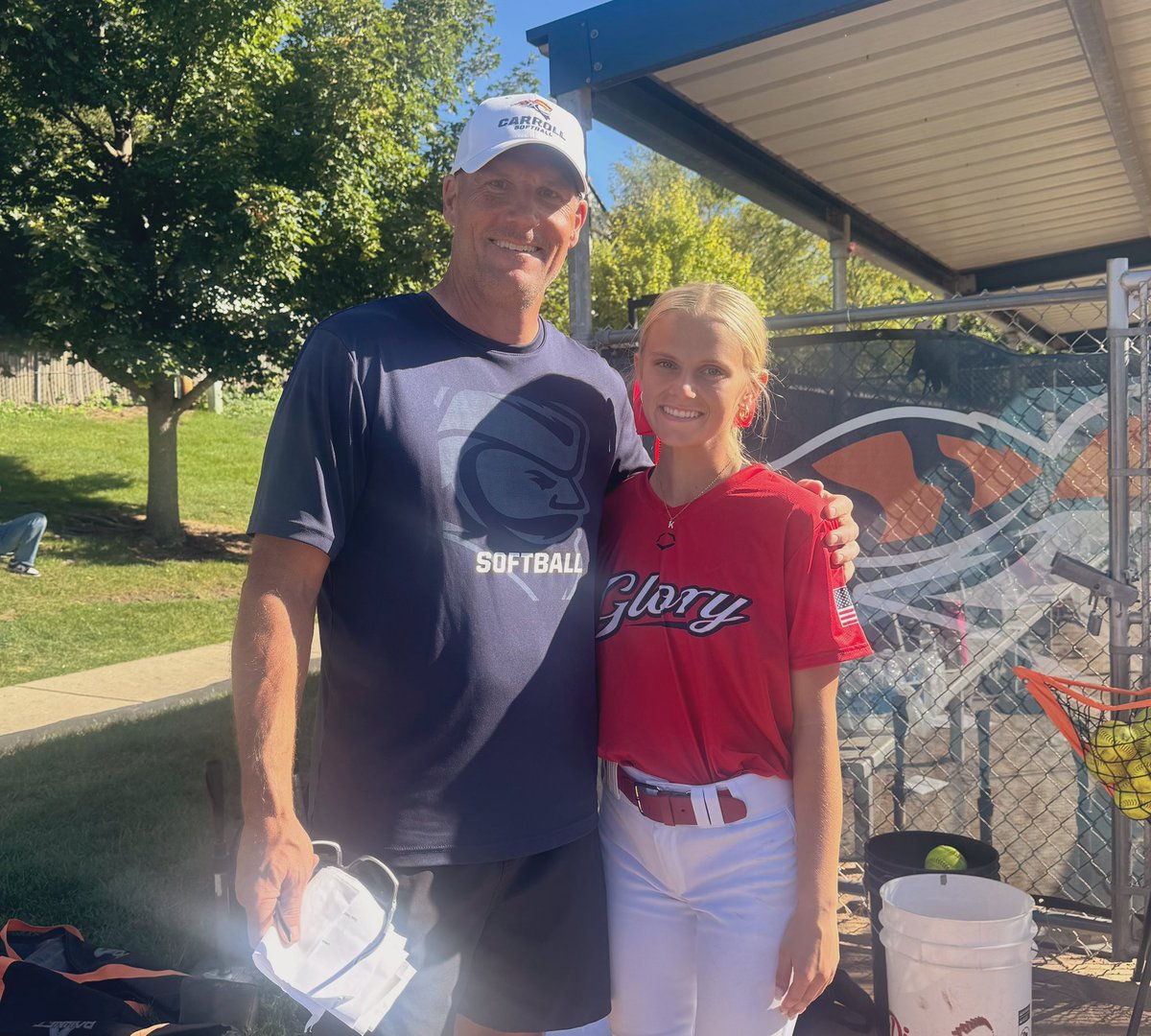 kahrstengeary's tweet photo. Thank you @Coach_E_Hess for a great camp! Learned some new skills and was lucky to have the opportunity to practice on this campus! https://t.co/jS7aDzUg9F