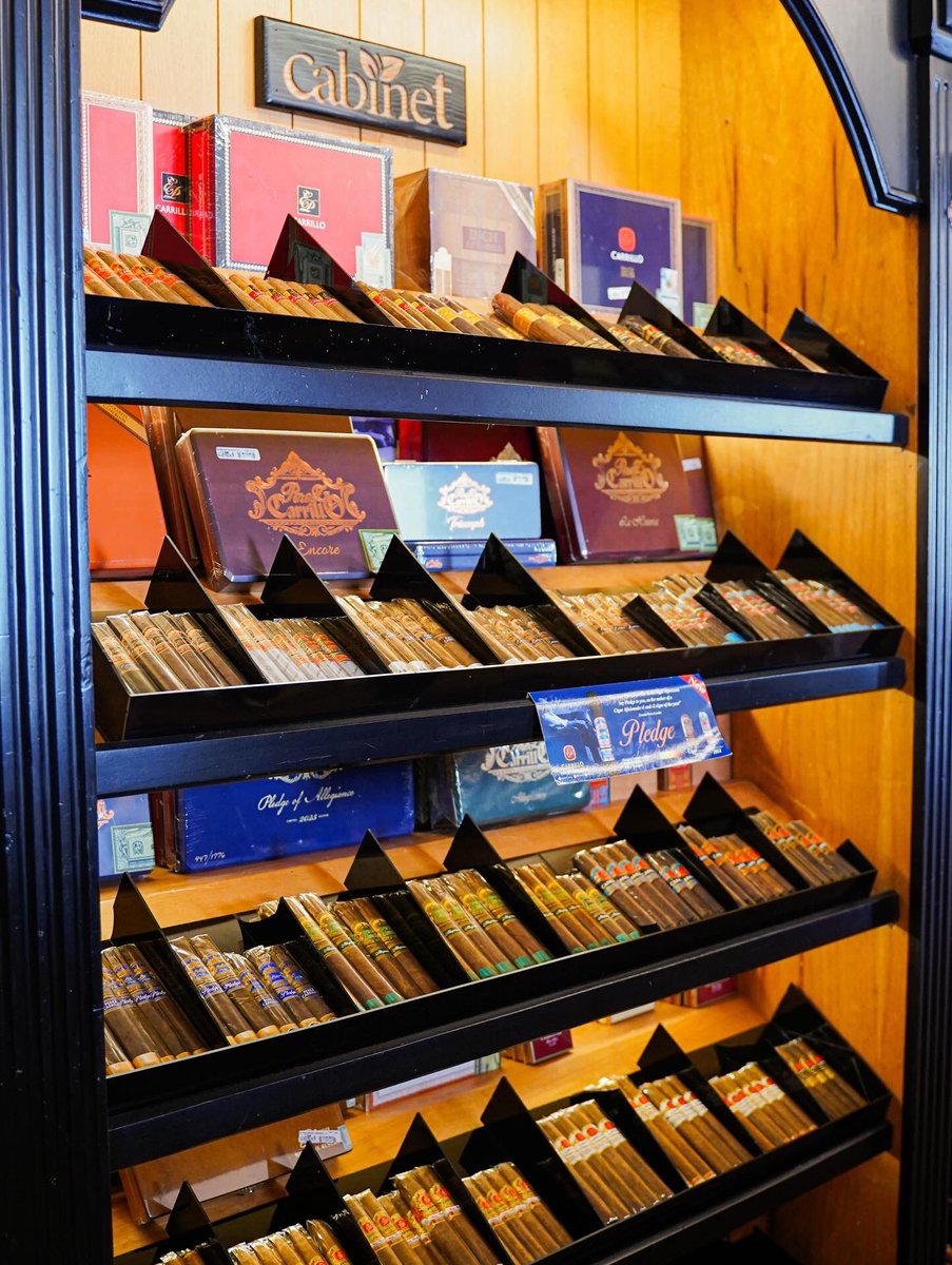 cabinettb's tweet photo. #CabinetExperience en la Ciudad Colonial ✨ Un espacio único donde te espera la mayor variedad de cigarros premium, 100% originales.

📍 C. Las Damas 44, al lado de la Plaza María de Toledo, Santo Domingo.

#CabinetTabacoBoutique #SmokersRD #CigarAficionado #ZonaColonial https://t.co/ssJv7QPZks