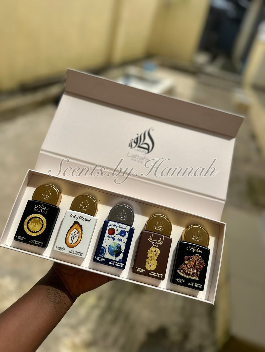 _iffey_xo's tweet image. Lattafa 5 in 1 giftsets😍😍
•
Imagine getting 5 different perfumes of different Lattafa fragrances 
•
You can gift this to your loved ones as well
•
🏷️N38,000 only 
•
Please rt for me 🙏🏾🙏🏾🙏🏾🙏🏾🙏🏾
