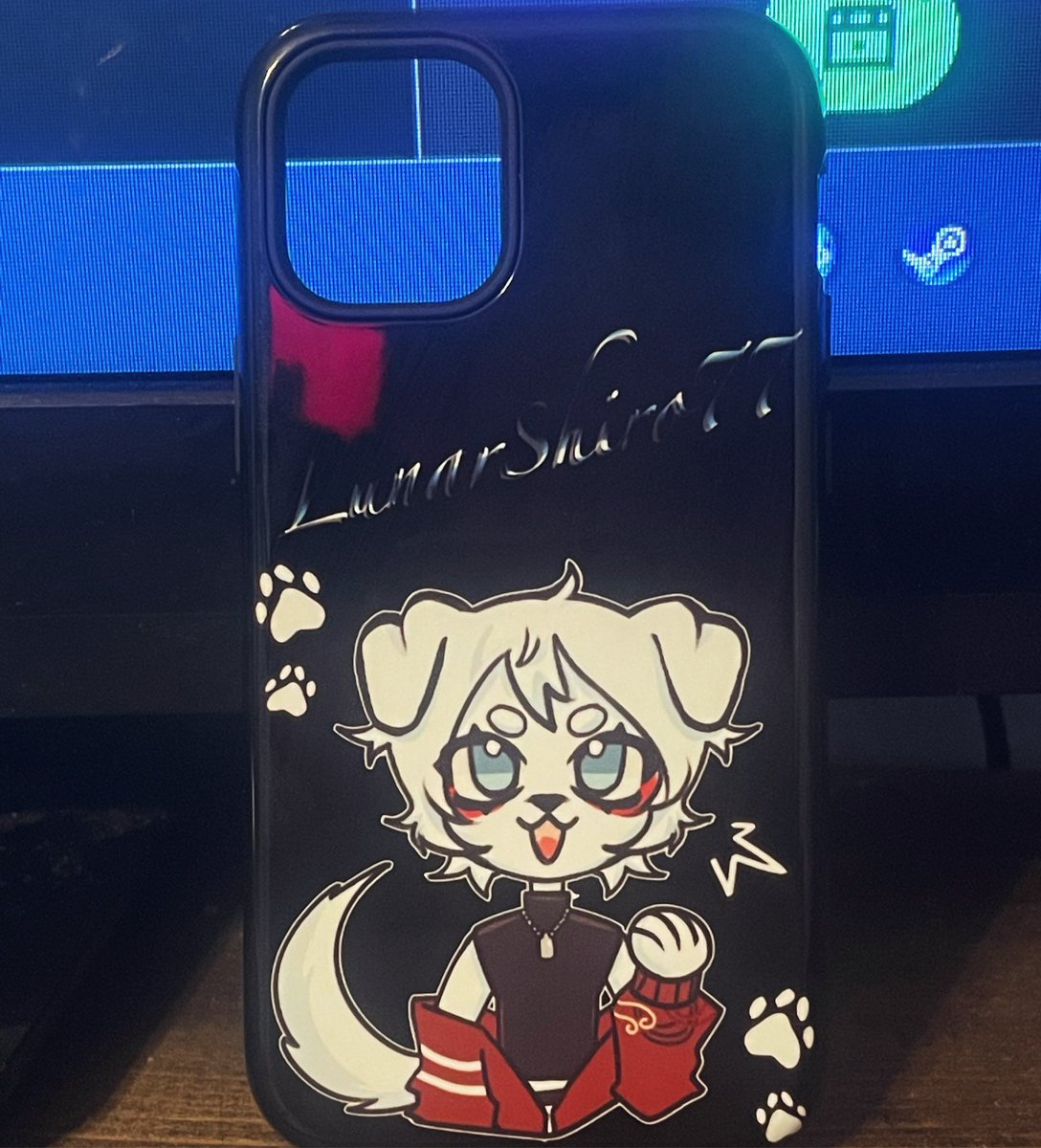 Got my new phone case in the mail yesterday fits perfectly works with wireless chargers and I will be personally using it on my phone in everyday life