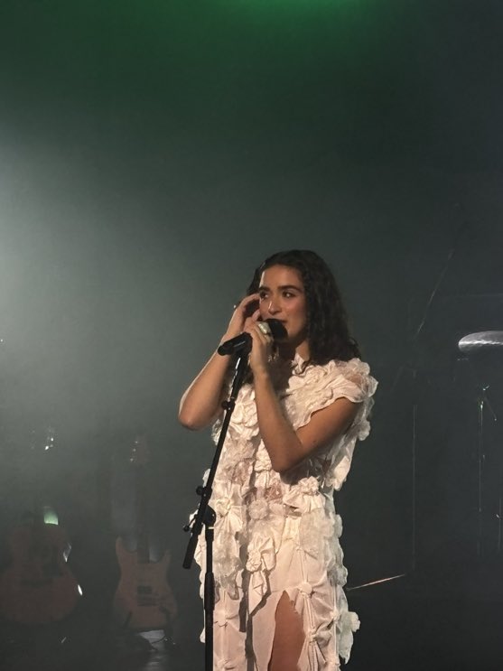 notrllyamused's tweet image. her outfit??? omg asha banks you stunning angel