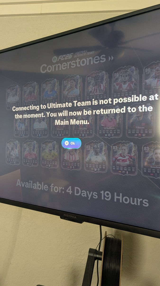 BnSensato's tweet photo. @EASPORTSFC Everything looks normal on my end! Except, I can't play Ultimate team without getting disconnected and losing all my rewards! https://t.co/k1Qdav4bpI