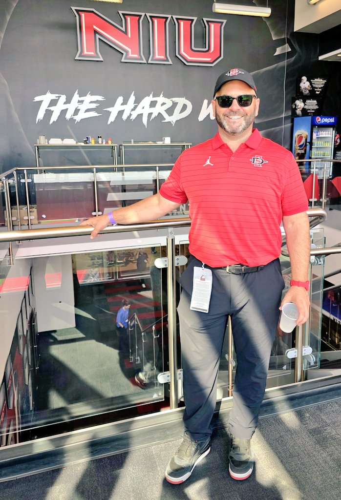 TJRice's tweet photo. Great trip to Chicagoland 
Congrats @AztecFB on the grind it out WIN 
#fullcircle #aztecs 🔴⚫️ https://t.co/nm8jFvXpdk