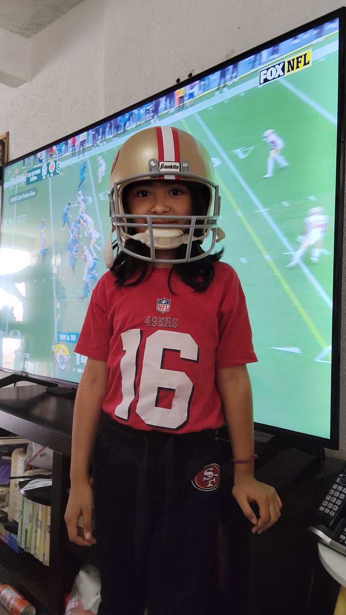 efrbtx's tweet photo. Apoyando siempre !! Go Niners !!
#NFLEnTelevisa #fttb https://t.co/NK5BmqfwSk