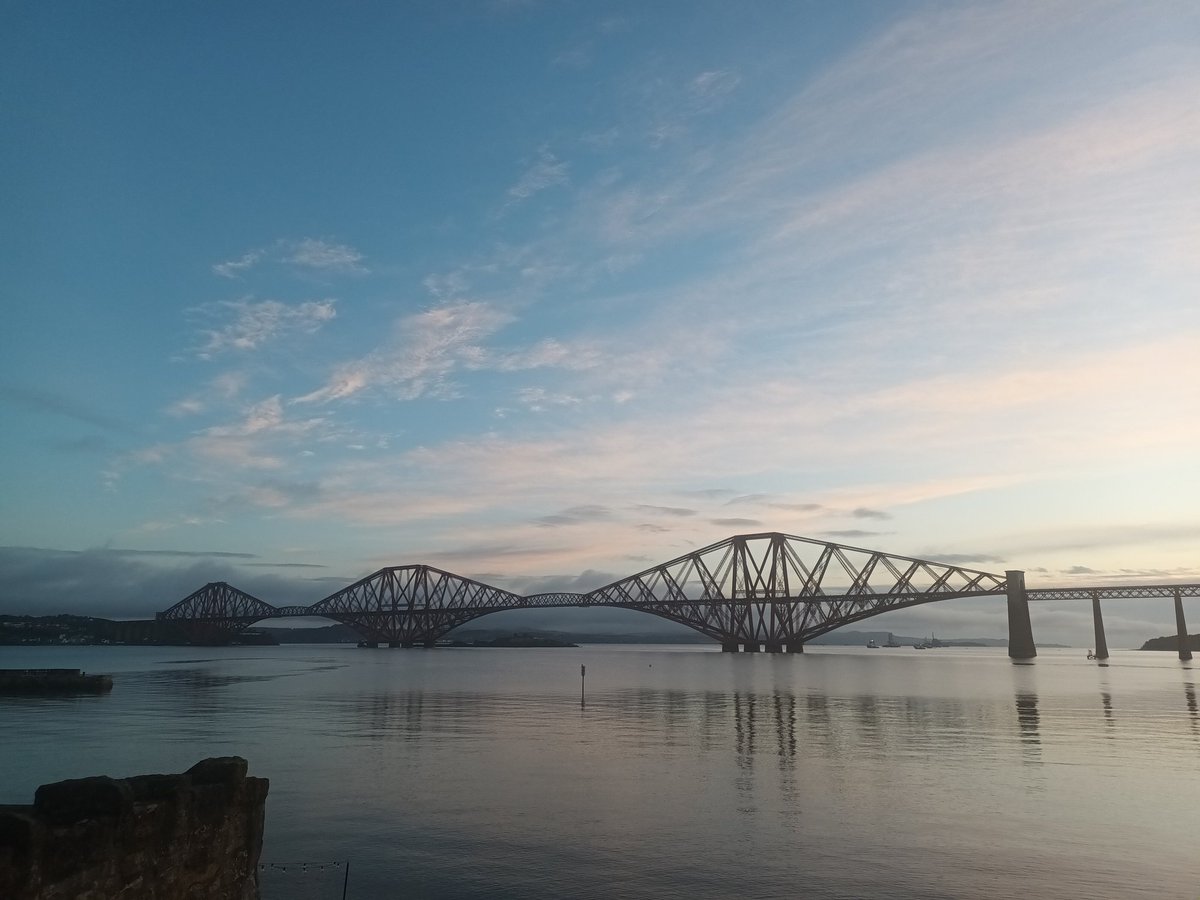 sheltie21's tweet photo. Been an enormous pleasure being a very small part of @CHSScotland team today, helping numerous fundraisers (for a wide variety of charities) abseil from this magnificent structure to the beach. Absolutely amazing #windowonmyworld @LynnParsonsUK https://t.co/RmPBlff4dk