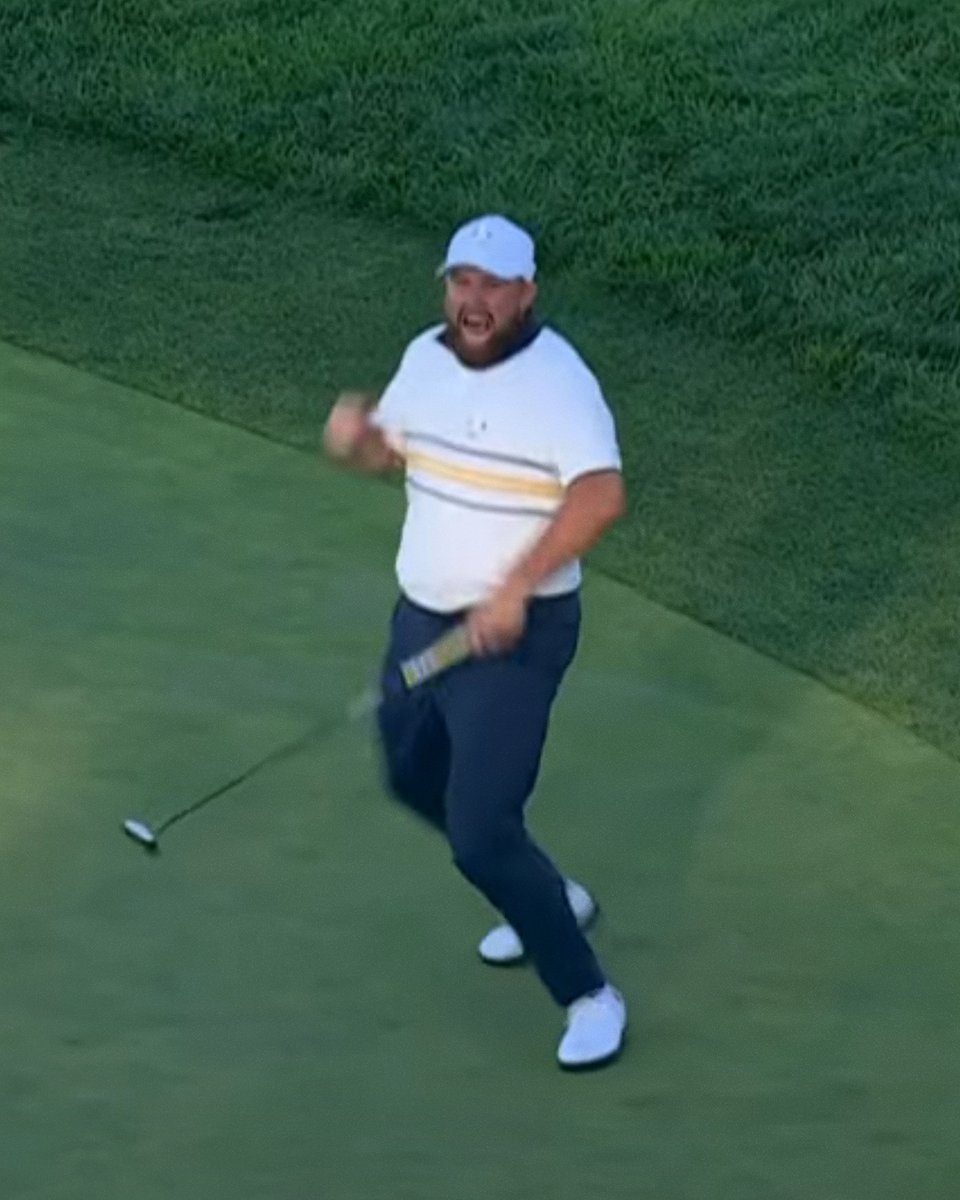 GolfDigest's tweet image. SHANE LOWRY!