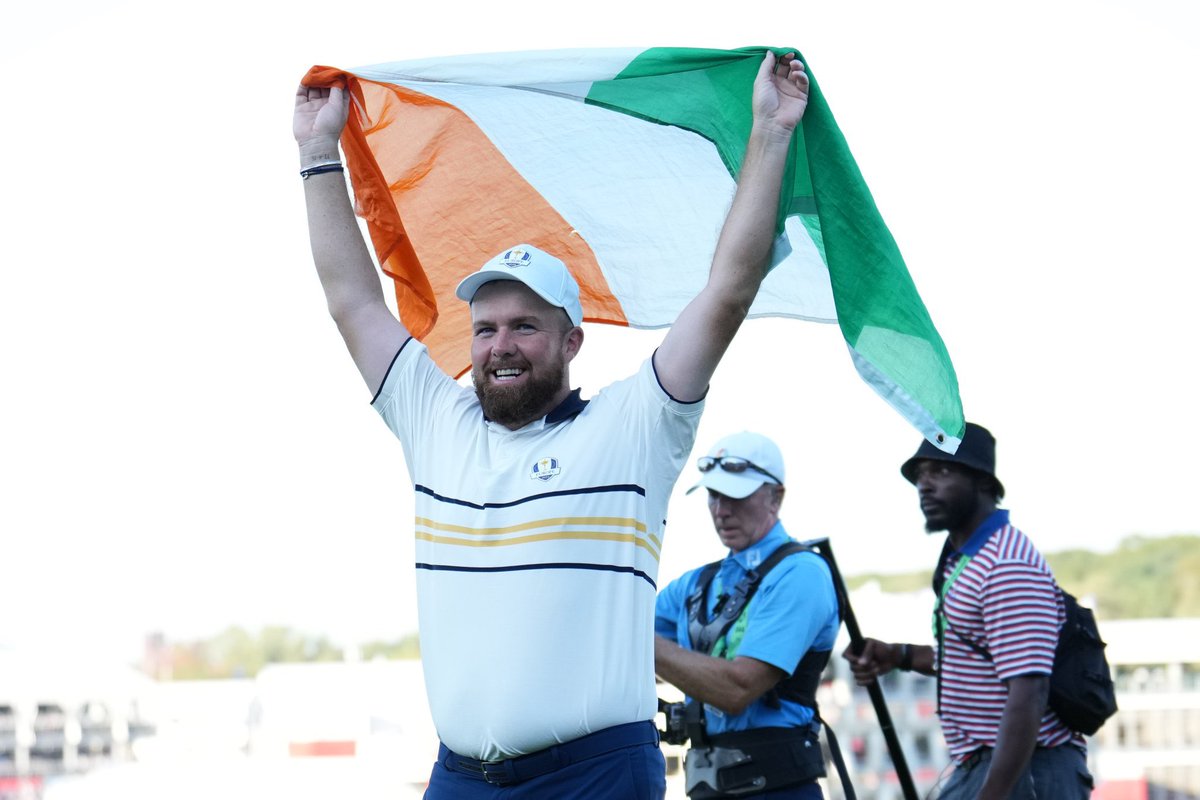 Shane Lowry wins the Ryder Cup for Europe
