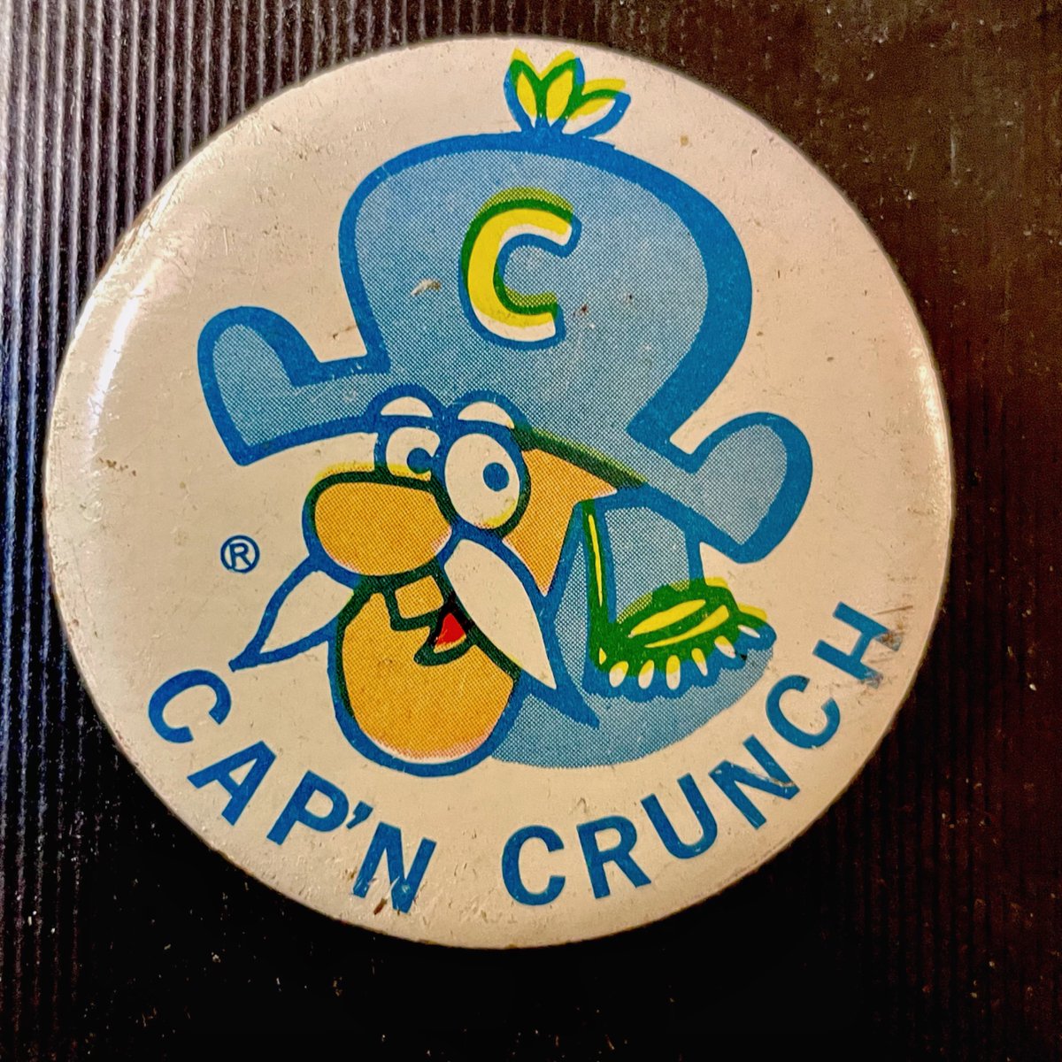 Donald_G_Redman's tweet photo. #AlphabetChallenge #WeekMforMemories
My Captain Crunch Fan Club pin. https://t.co/Mb6gR0nSA1