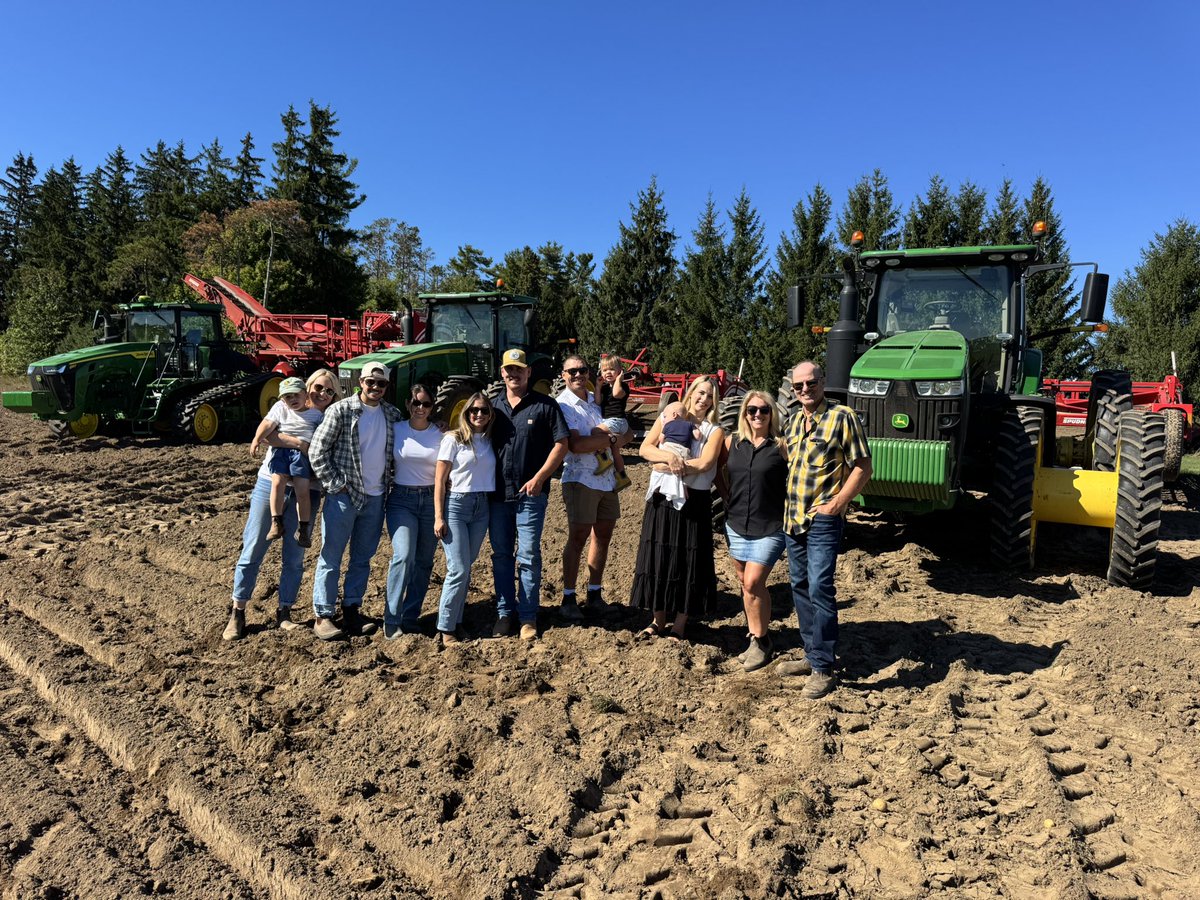 DVdZ2🇨🇦 tweet media