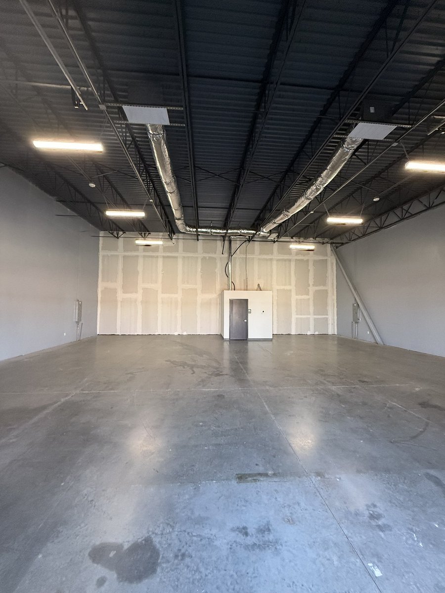 echosportspt's tweet photo. Remember when we said something big was coming? 👀

It’s official, WE’RE EXPANDING! 

From 1,500 sq ft ➡️ 4,000 sq ft. 

Same mission. Same location. More room to get better. Brick by brick 🧱 https://t.co/LzVc9P0cgv