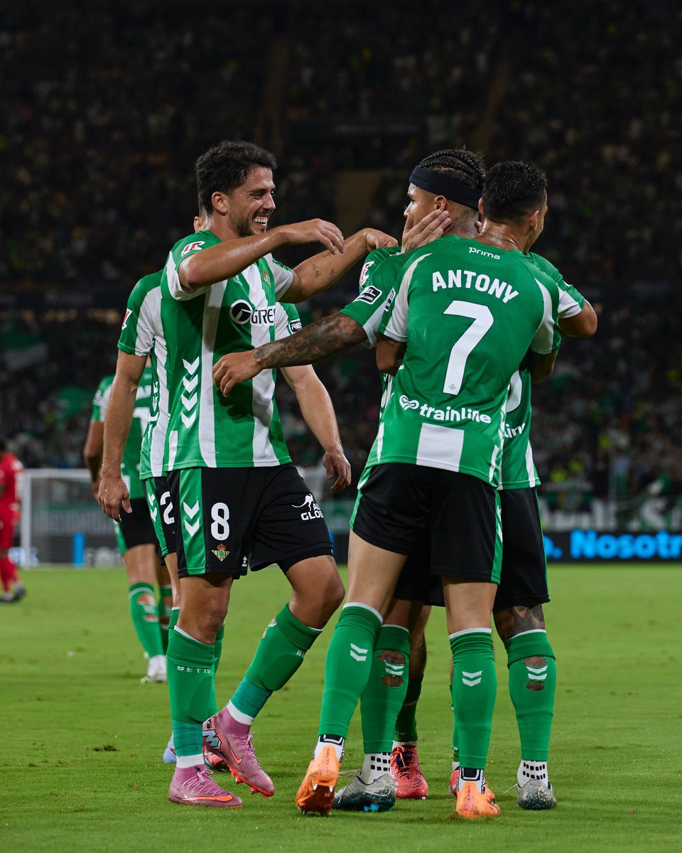 El <a href="/RealBetis/">Real Betis Balompié 🌴💚</a> lleva 29 partidos seguidos marcando entre todas las competiciones. No se queda sin anotar desde el 20 de febrero (Betis 0-1 Gent).

Buen triunfo hoy ante Osasuna para colocarnos en buena posición clasificatoria. Seguimos mirando hacia arriba.