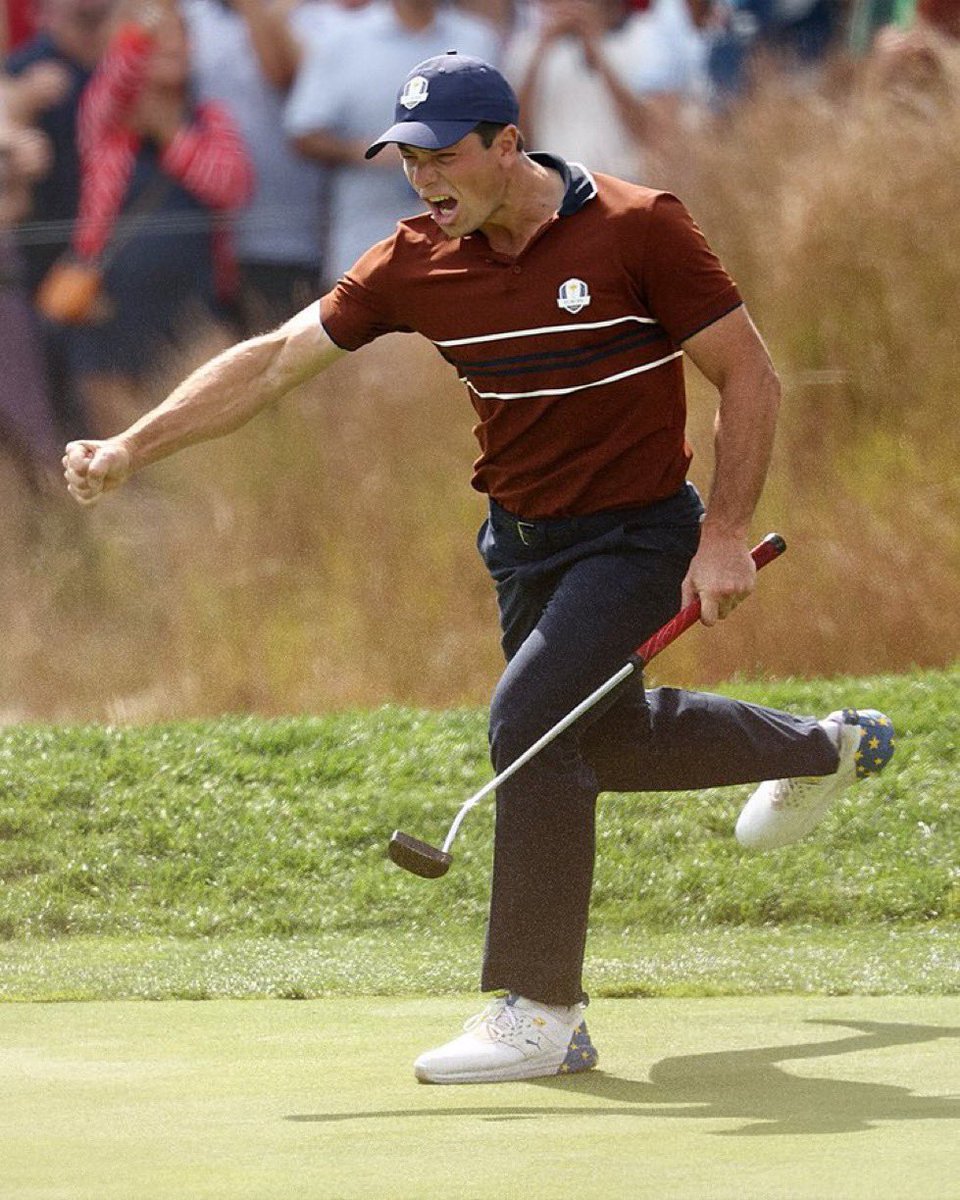 The USA has been beaten by someone who didn’t even play, all credit to Victor Hovland, massive half a point 🇪🇺 #RyderCup2025