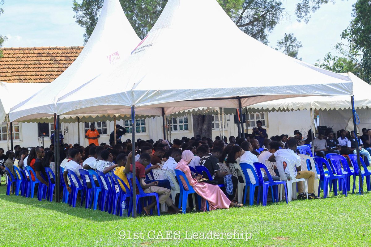 91stmakguild's tweet photo. On Saturday, the 91st leadership of @MakCAES college @CaesCGC had a successful freshers’ orientarion at the MAKERERE University Agricultural Research Institute KABANYOLO [MUARIK].
About 400 freshmen and women traveled to KABANYOLO which serves as the practical base of the college https://t.co/oD8Rj2sXqN