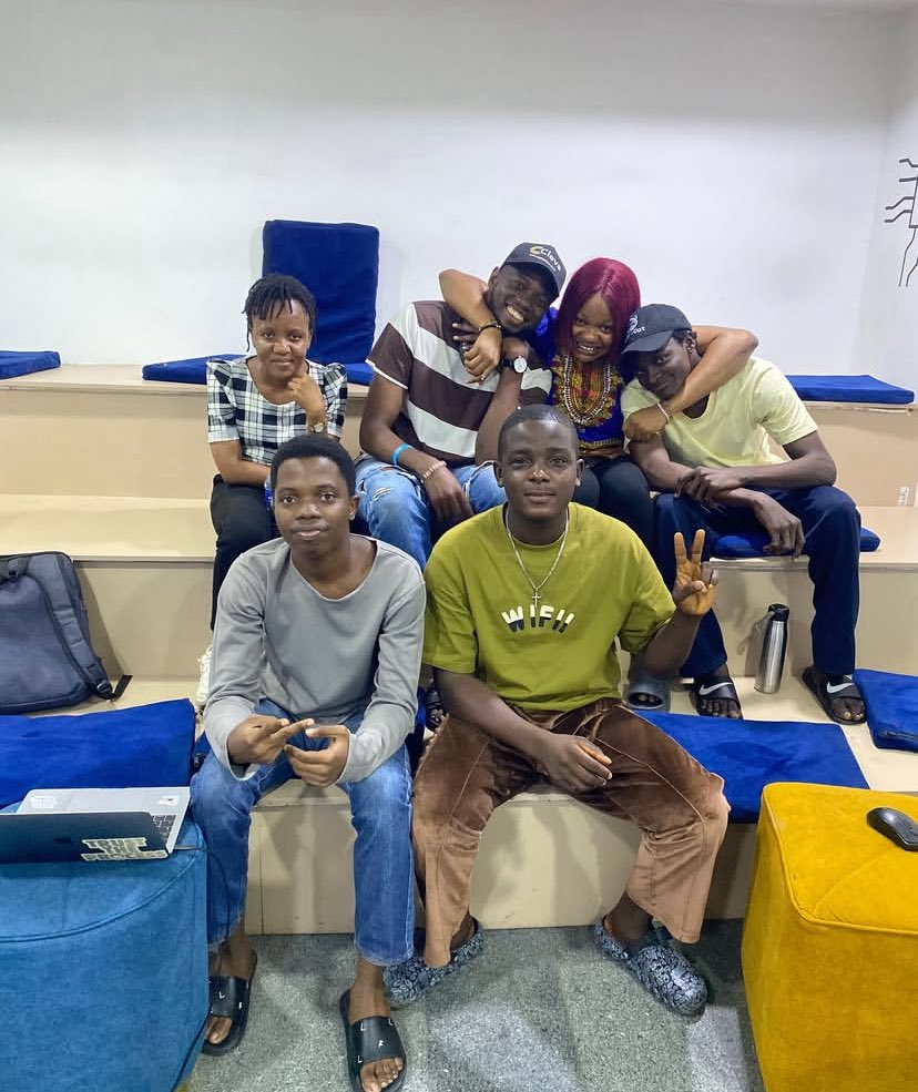 CommonChronicles tweet media