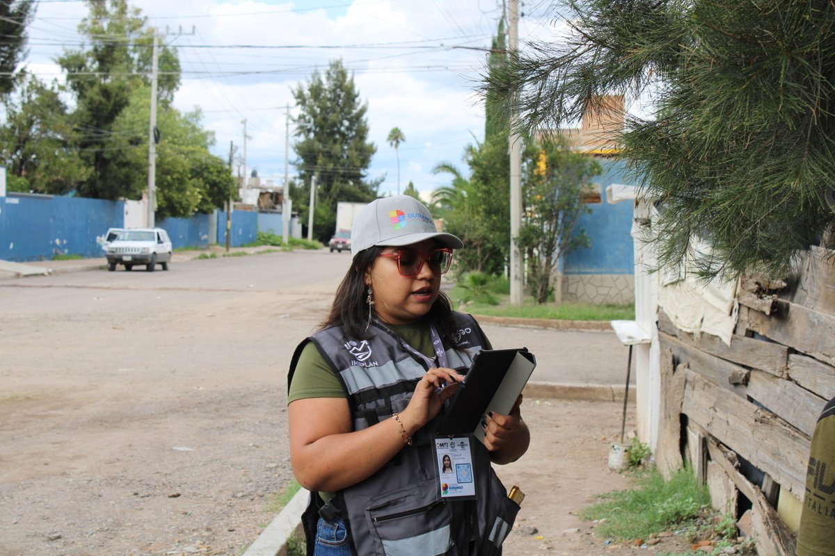 Hoy domingo llevamos la #ConsultaCiudadana2025 a la zona rural 🚜🏡

Hicimos más de 140 visitas casa por casa en 15 localidades, entre ellas Lerdo de Tejada, El Arenal, Contreras, Colonia Hidalgo y Plan de Ayala.

¡Cada voz cuenta para construir el futuro de Durango! 🌟