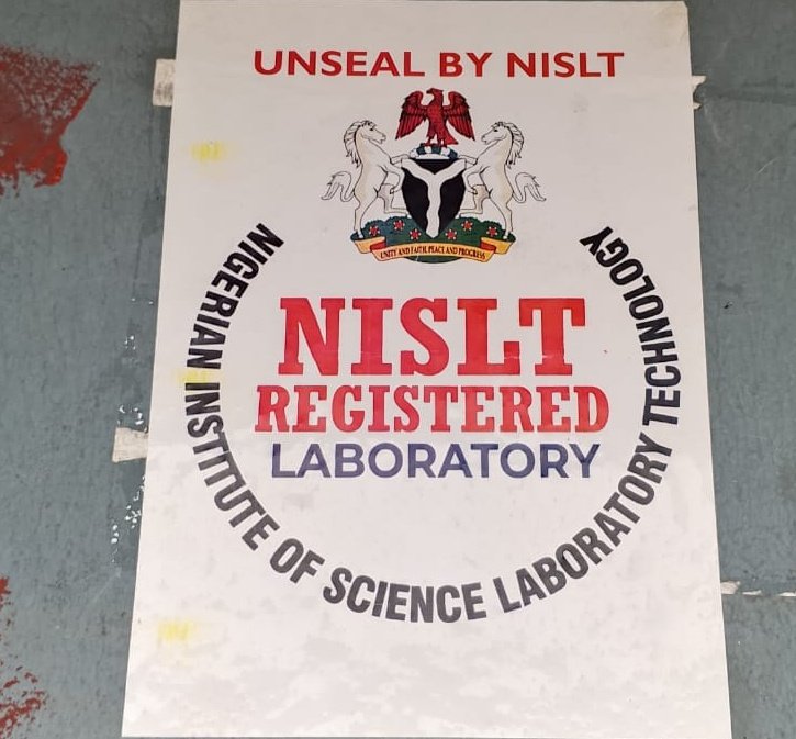 SltUpdate's tweet image. 🚨 STOP THE INTIMIDATION 🚨

On Sept 23, 2025, MLSCN unlawfully sealed Day by Day Lab (registered under #NISLT).
On Sept 25, NISLT via ASLTON Delta rightly unsealed it.
#MLSCN has NO jurisdiction over NISLT labs. Respect boundaries.
#SLT grads say: Hands off our profession! ✊