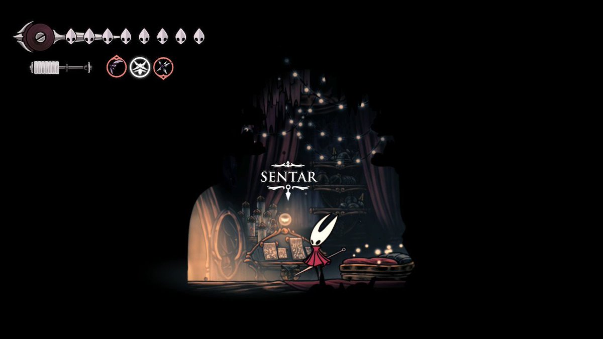 Comprando as coisas pra minha casinha. Uma escrivaninha e as luzes de Natal 😀💖

#hollowkinghtsilksong