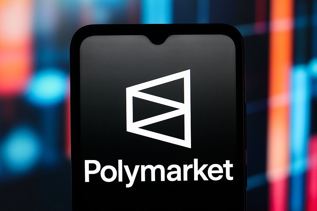 FridayNtrades's tweet photo. If you like to bet on sports, here's a simple how to guide on @Polymarket  to genuinely ensure long-term profit.

Lets break it down 🧵 https://t.co/sJDky68IIe