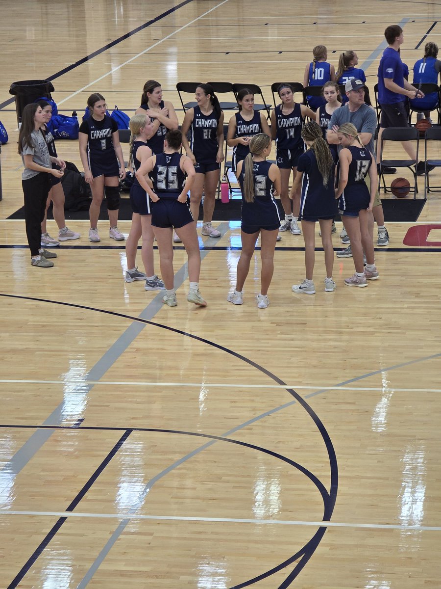 GirlsCharger's tweet photo. Great weekend of fall basketball as we had our final tune up before season begins late October. Proud of our girls and their dedication. It's a great day to be a Champion Charger! #MUDITA #onepercent #stayhard @LeechStan @WACAthletics08 @SamChampionHS https://t.co/m0uzHPzOFS