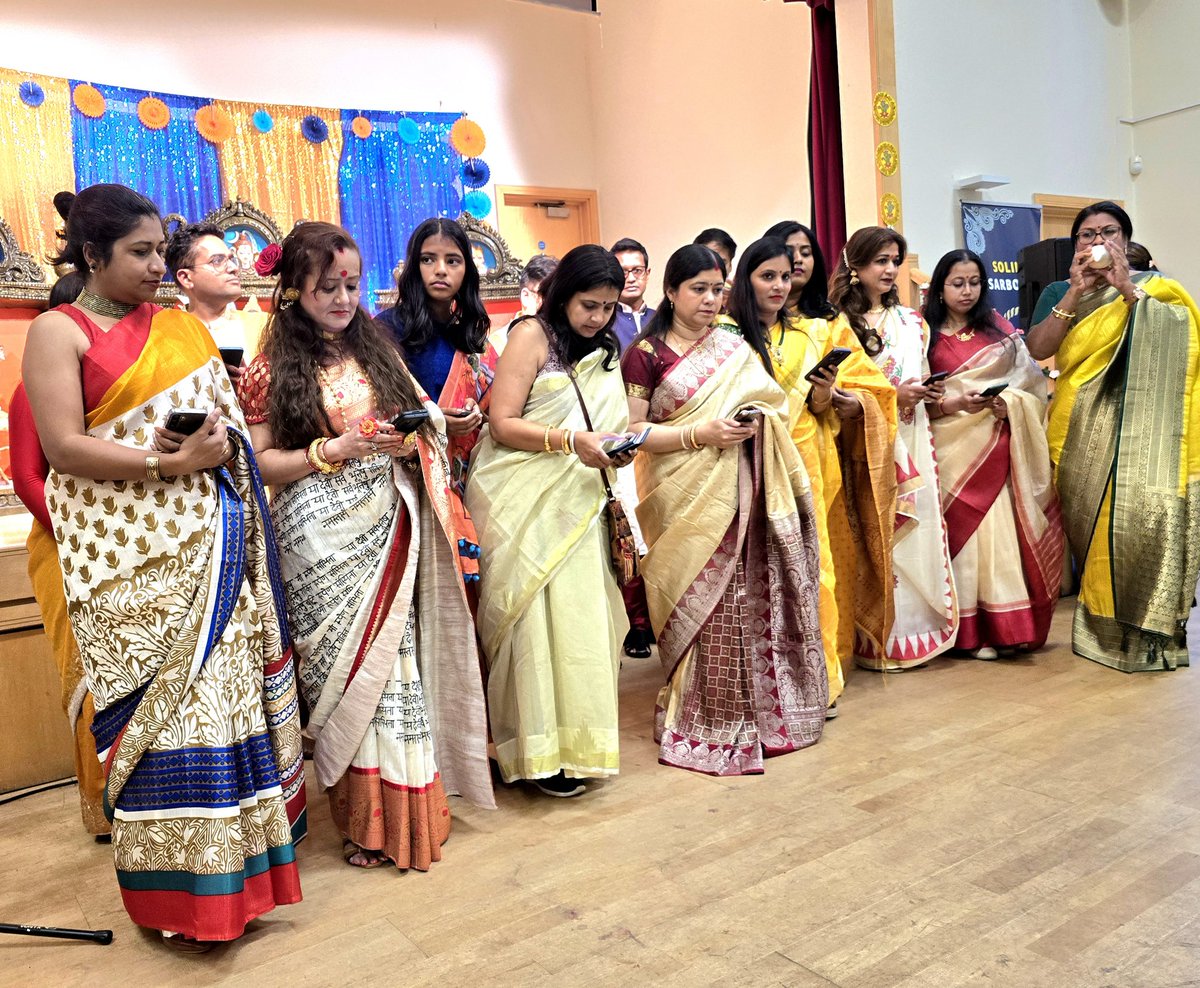 Solihull Sarbojonin Durga Puja 2025 Celebrations. Great Religious Evening attended by Dr V Murugan Consul General of India, Carman Watson DL,  Annette Mackenzie The Mayor of Solihull  and many devotees from across the region.  Well organised event.