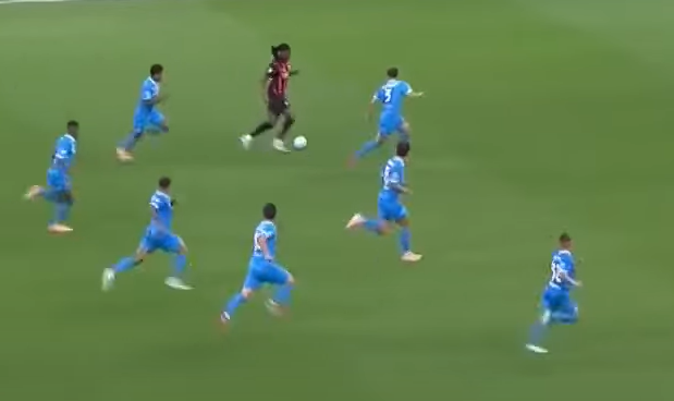 TechLinkYT's tweet photo. @Code_of_Goal @acmilan @Bitpanda_global if you say so.. https://t.co/cPBovaO9xI