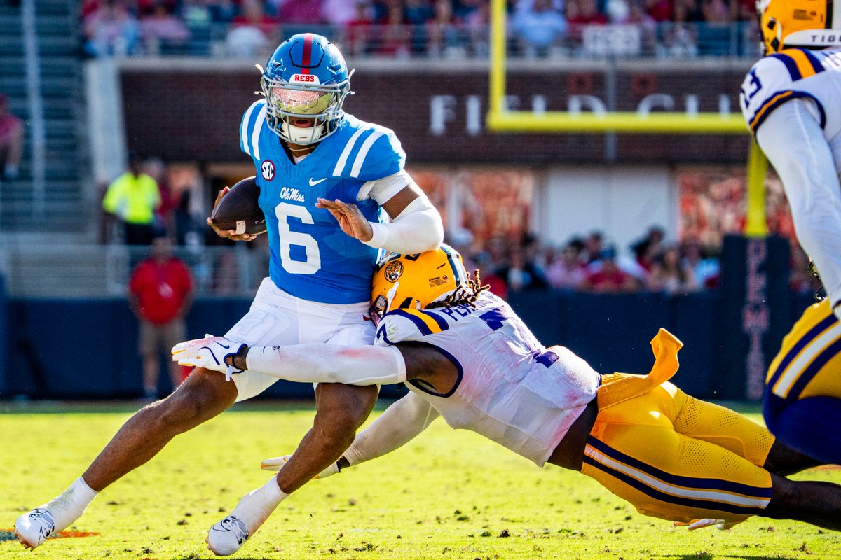 ayrton_breck's tweet photo. Ole Miss defeated LSU 24-19 at Vaught-Hemingway Stadium in Oxford, Miss., on Saturday, Sept. 27, 2025. 📸 for @clarionledger https://t.co/pBhkaa7jVG