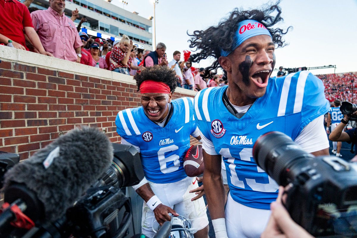 ayrton_breck's tweet photo. Ole Miss defeated LSU 24-19 at Vaught-Hemingway Stadium in Oxford, Miss., on Saturday, Sept. 27, 2025. 📸 for @clarionledger https://t.co/pBhkaa7jVG