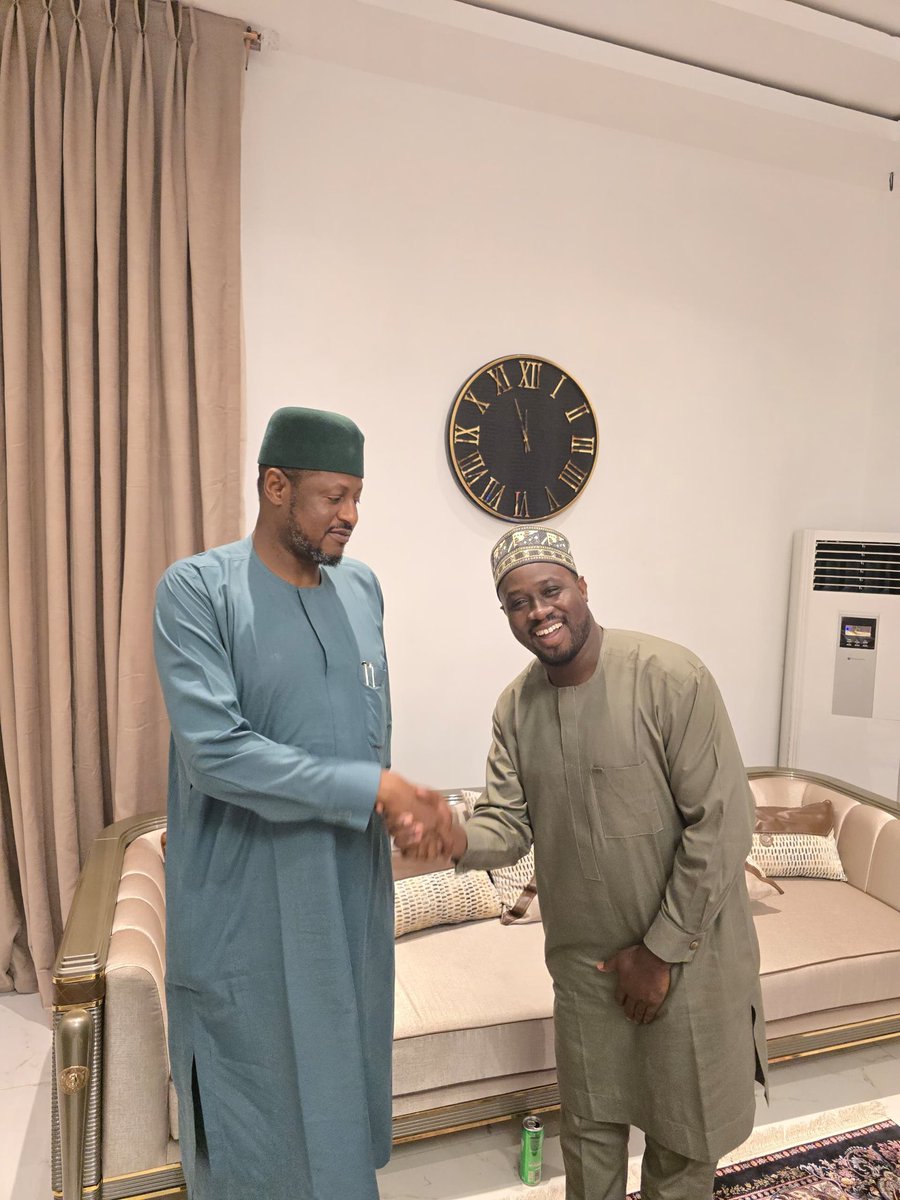 ASIngawa001's tweet photo. Today, I had the privilege of discussing with H.E. the Executive Governor of Katsina State Mallam @dikko_radda - Alhamdulillah. Indeed, there will be light at the end of the tunnel inn shaa Allah.

Thank you, @fatimatukr

Brother @MSIngawa a ƙara yi mana godia her Excellency. https://t.co/wKCIaAEVfv