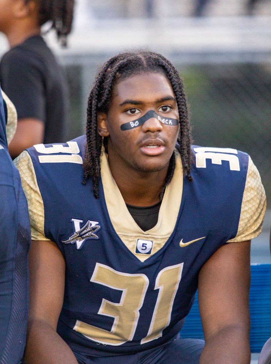 Desmond Johnson #31
<a href="/dezulitt5/">Desmond Johnson</a>
Varina High School 
DE/OLB
6’3” 215lbs

First 4 Games

hudl.com/v/2Sna93