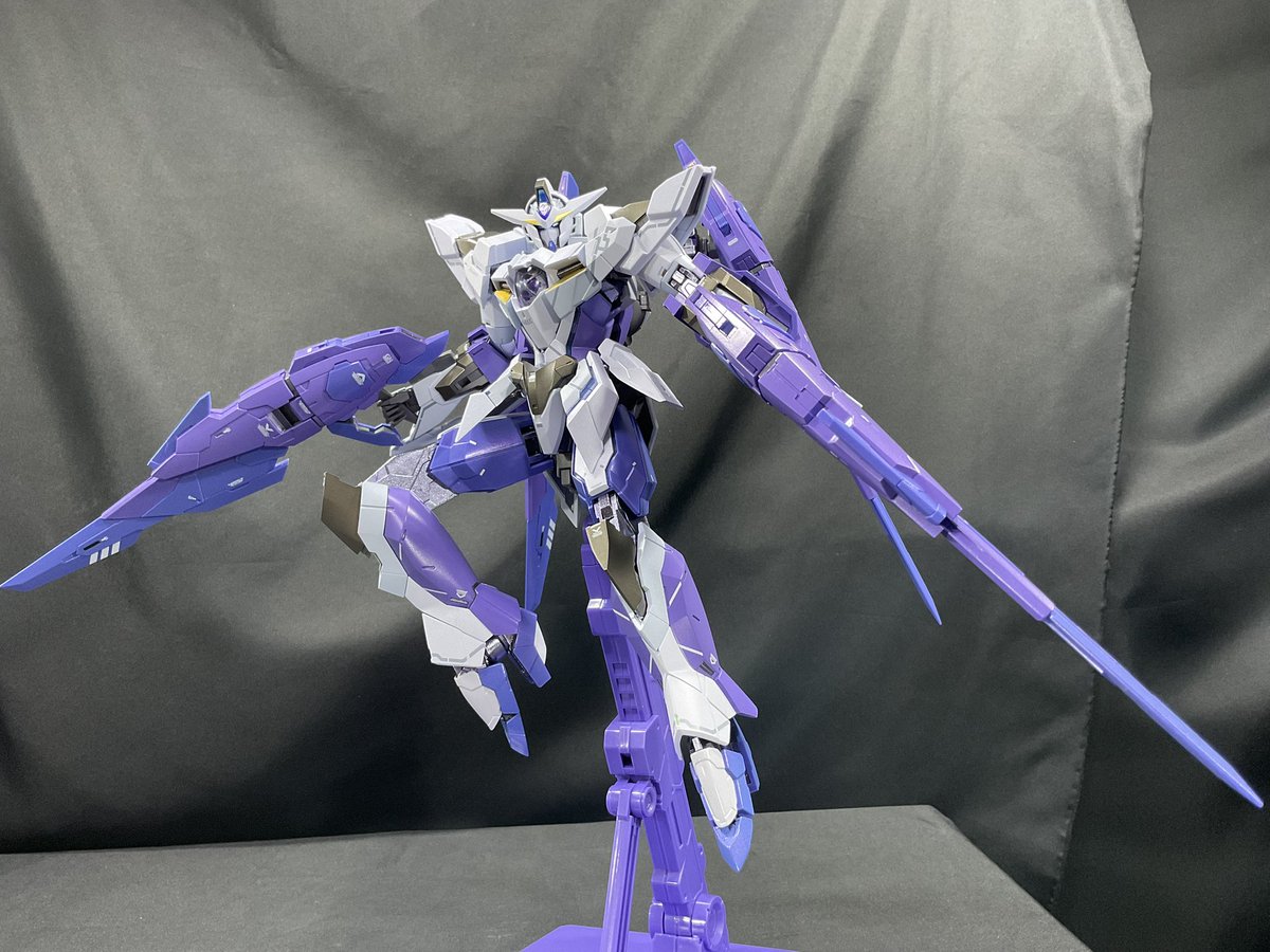 メタルビルド アイズ メタル メタルビルド アイズガンダム ダブル 