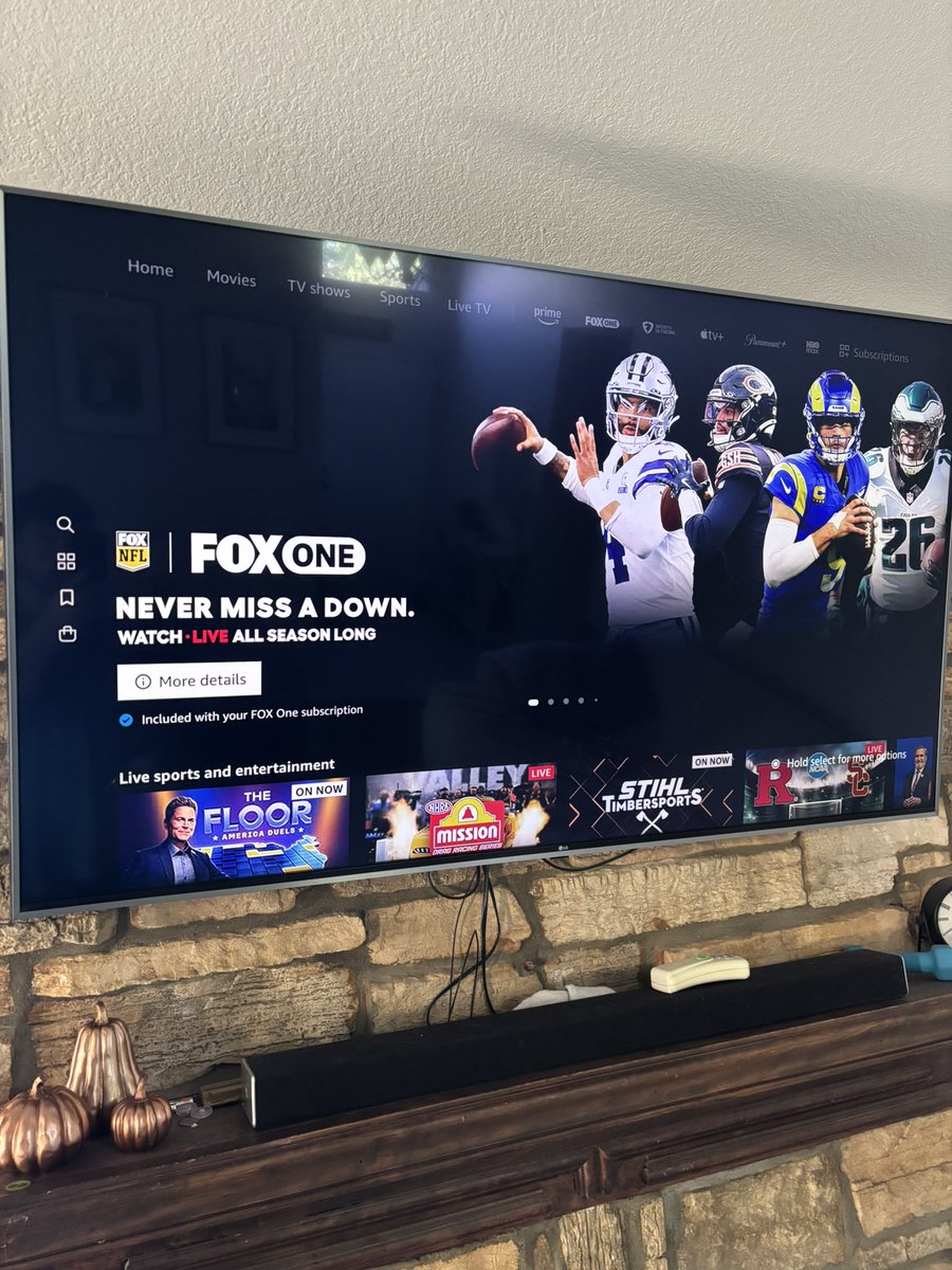 claybigs31's tweet photo. @watchfoxone how can I not watch any of the 4pm @NFL games? https://t.co/mvMUgX6ZGJ