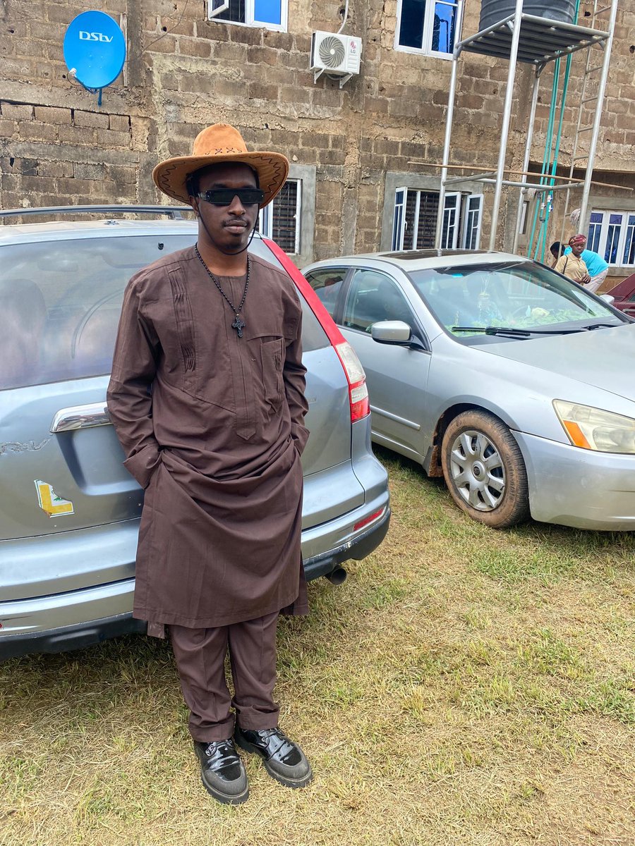 onwuakpapeter's tweet photo. Happy Last Sunday. https://t.co/ezh92bUmXt