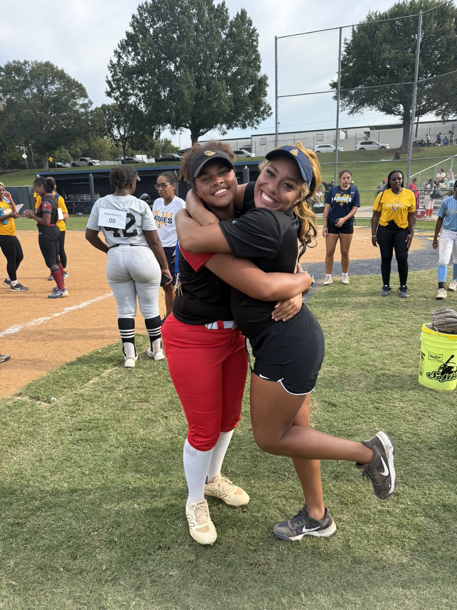 Sydnee Platt tweet media