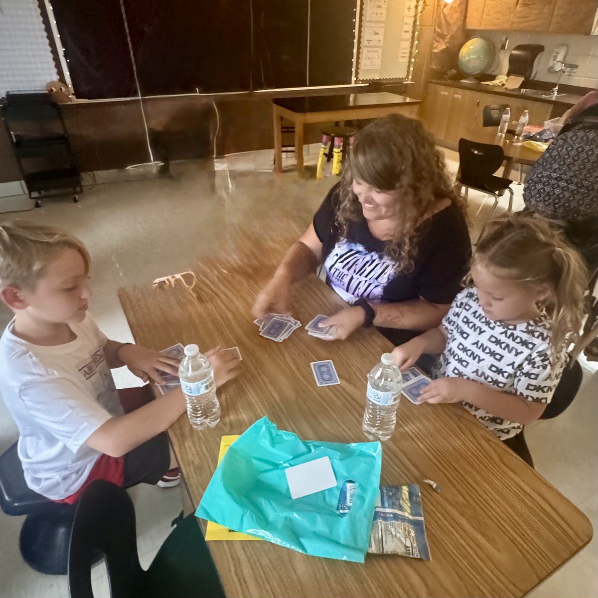 CREfamily's tweet photo. “Unplug & Play” invited families to step away from screens and reconnect through the power of play. It was a joyful evening filled with meaningful conversations, laughter, and a moment to be present and enjoy each other's company.
#HustleHeart
#CREfamily
@bransonschools https://t.co/Qc3UdqmkNf