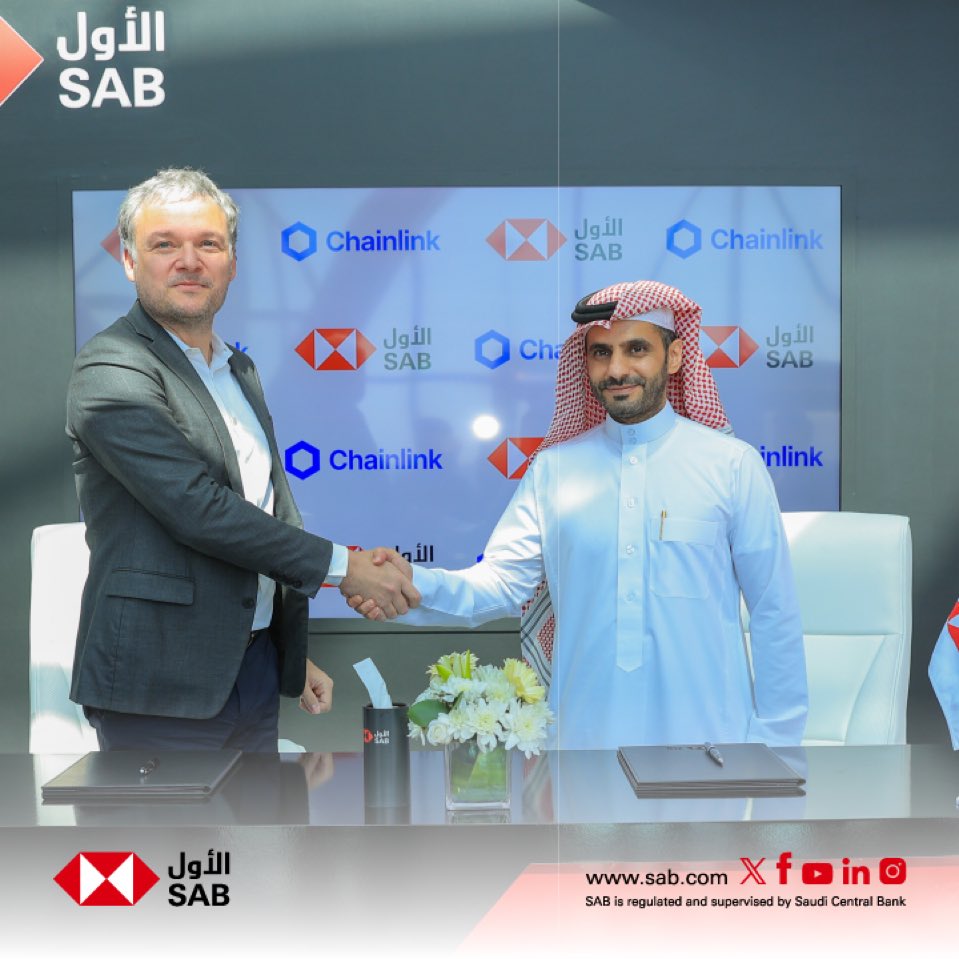 CHAINLINK ] SAUDI AWWAL BANK PARTNERS WITH CHAINLINK TO EXPERIMENT WITH  SECURE BLOCKCHAIN INTEROPERABILITY. THE $100B+ BANK WILL USE CCIP AND CRE  TO POWER NEXT-GEN ONCHAIN APPLICATIONS AND ACCELERATE FINANCIAL INNOVATION