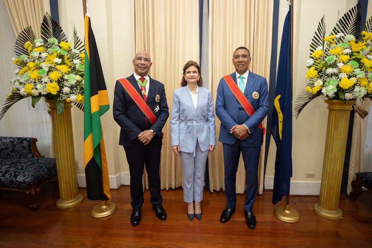 Felicito al primer ministro de Jamaica, <a href="/AndrewHolnessJM/">Andrew Holness</a>, por el inicio de este nuevo mandato. Que sea una etapa de logros y de mayores oportunidades para seguir fortaleciendo la hermandad y la colaboración entre nuestros pueblos. 🇩🇴🤝🇯🇲

#RaquelPeña
#VicepresidenciaRD