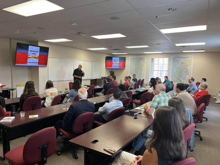 rvannest's tweet image. We had a wonderful time hearing Kelvin Moore talk about his latest book, Because of Love, which is a powerful exploration of friendship.