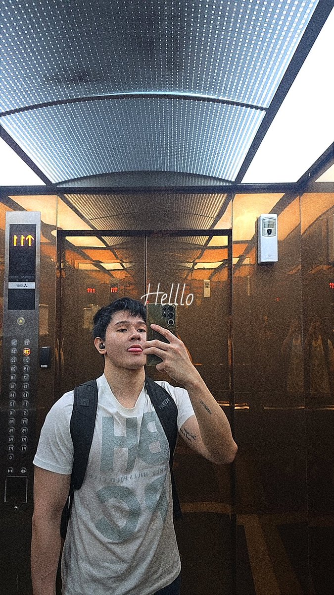 888jack1's tweet photo. Hi juffair 
I'm Jack at Juffair https://t.co/uOgTtztbY8