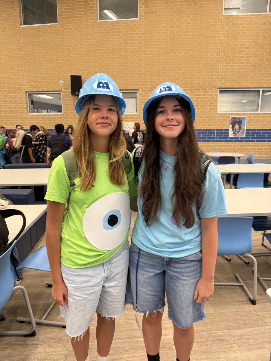 Day 2 of homecoming week…Dynamic duo. Mario and Luigi team for 10th graders. <a href="/BwoodBucs/">Brazoswood HS</a>