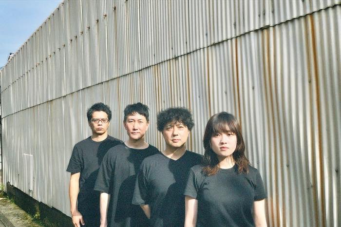 raft_records's tweet image. 【🤖新入荷🤖】
bedgravity / Unmet Needs(CD)
シンガーソングライターとして活動していたsakura氏率いるロックバンドbedgravityの1stアルバムがwaterslideからリリース。様々な要素を取り込みながらsakura氏のメロディーが際立つ作品となっている。
【購入はこちら💁♂️】
slugger.base.shop/items/118675162