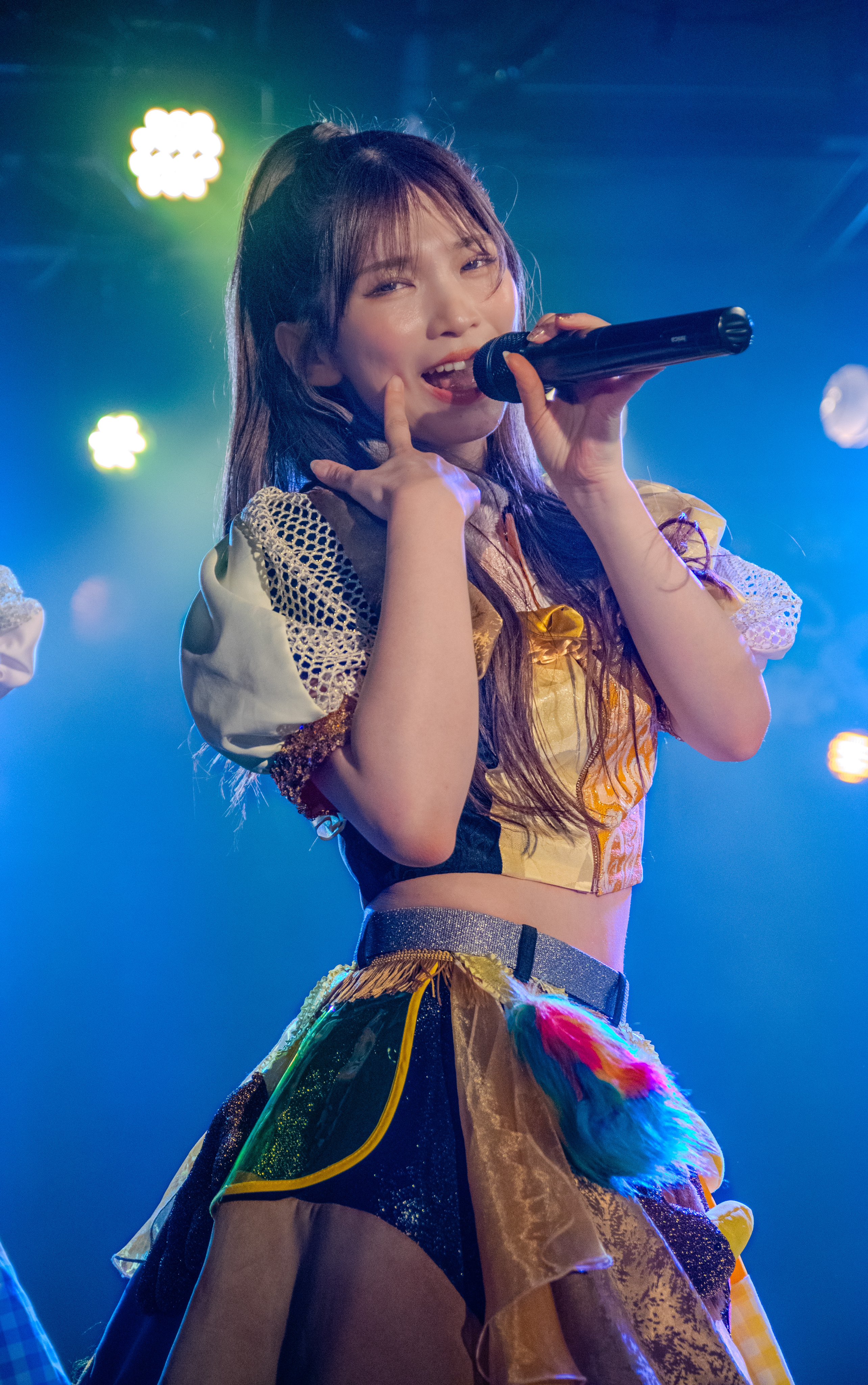 当選品 豆柴の大群 レオナエンパイア 直筆サイン入り チェキ MV衣装 アボカボ on X: 