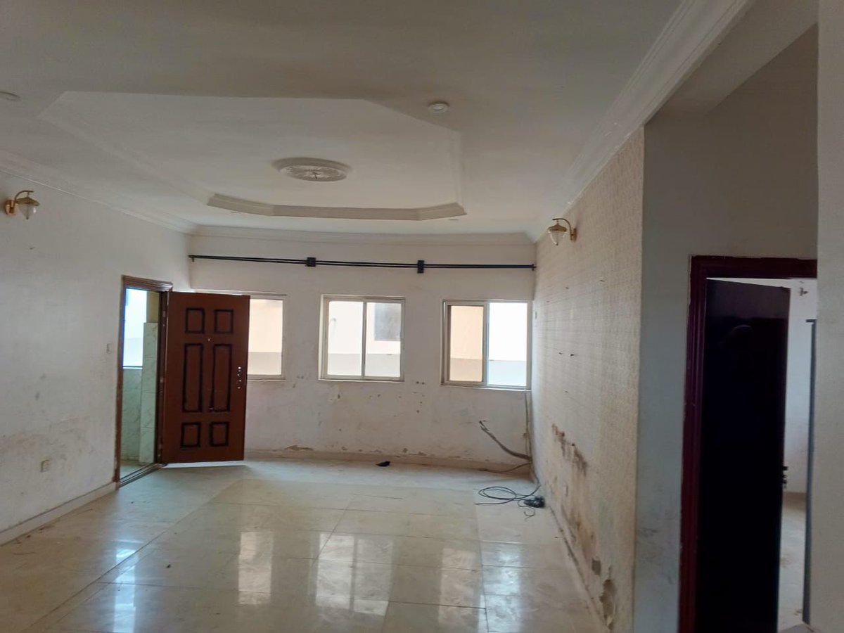 2 bedroom Apartments for sale in chevron lekki lagos
with a tiny bq and deed of Assignment, sub lease agreement as well.
price- 58m
whatsaap- 08080623063
#realestateinvesting