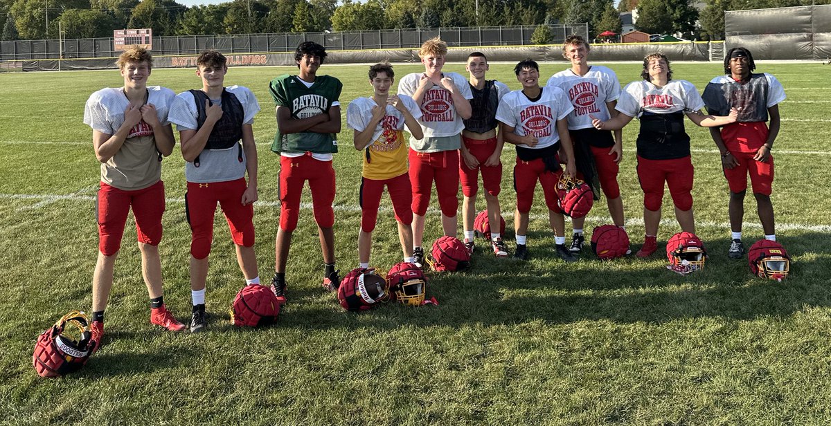 CoachKolowski's tweet image. Congrats to our week 3 P.o.t.W: @LobodaEli @CaidenMcCoy26 @liquidsaiv @RhysPerk_10 @atticusszorc @Cpeyton0815 @grayman1273 @Connorm13229401 @JaydenSing19580 @beals_jordan @Bigjo64 #12family34team